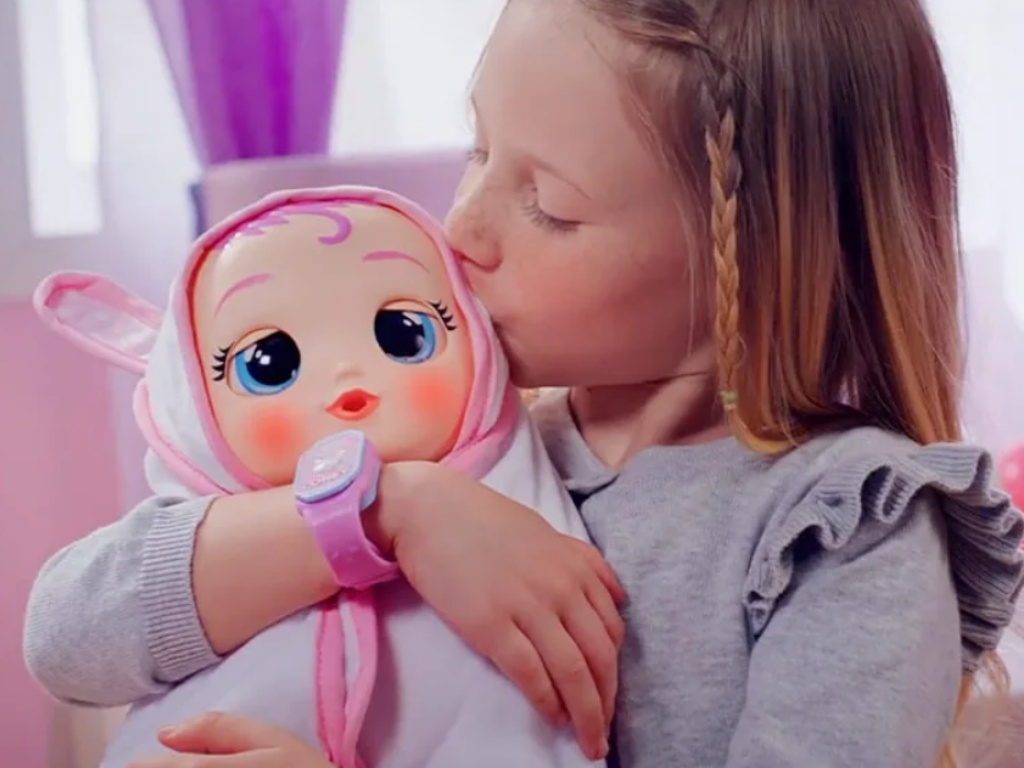IMC Toys Cry Babies Newborn помага на децата да открият грижовното възпитание