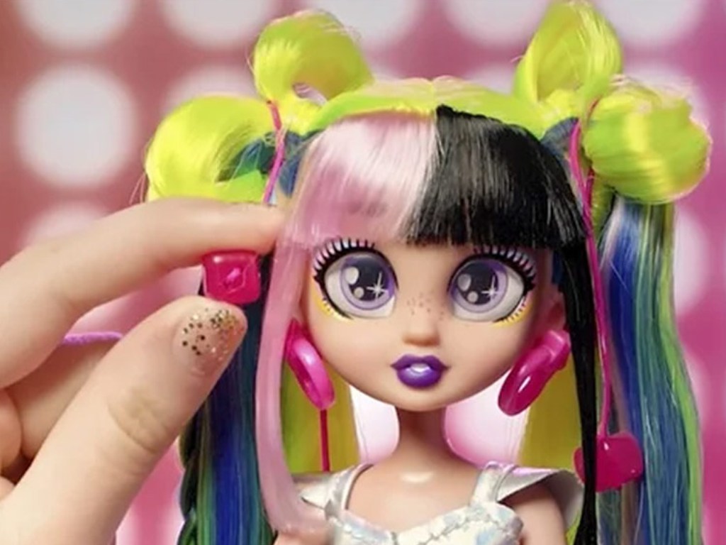 IMC Toys разширява колекцията си от кукли с VIP кукли за прическа