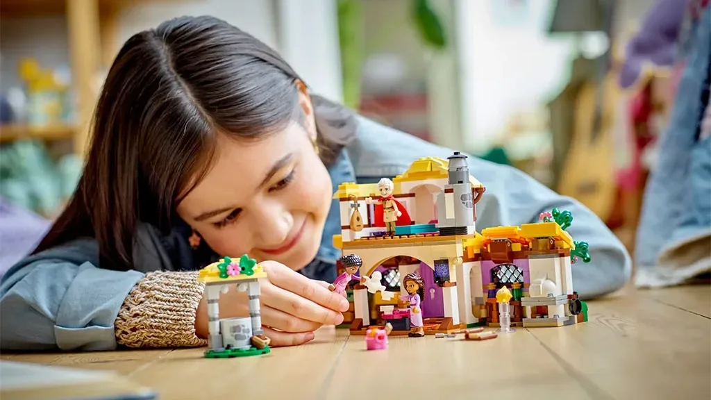 Децата могат да празнуват Деня на световните игри с LEGO събития.