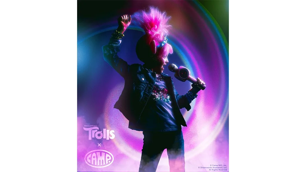 Цветният свят на Trolls пристига в CAMP в Ню Йорк.