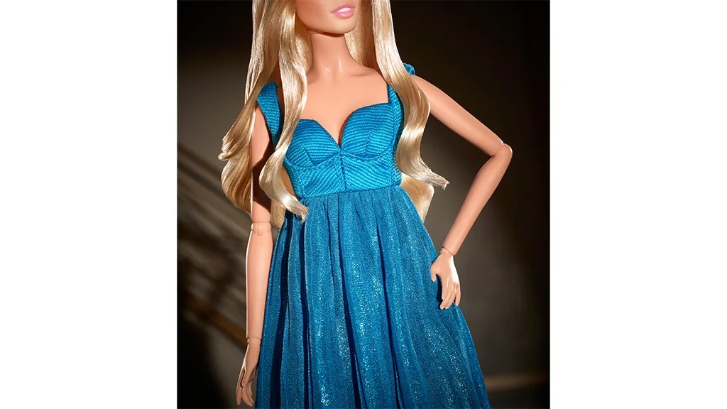 Mattel пуска Barbie на Claudia Schiffer за бъдещите модели.