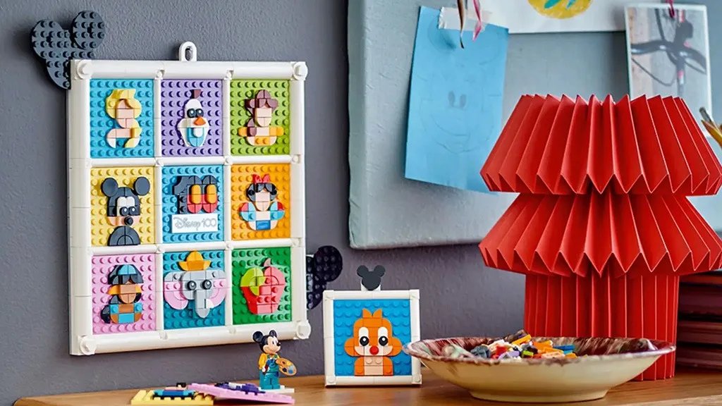 Този LEGO Disney комплект носи вяра, доверие и фея прах в дома ти