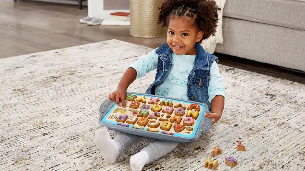 Играта LeapFrog Match and Learn Cookies прави ABC-то лесно и сладко