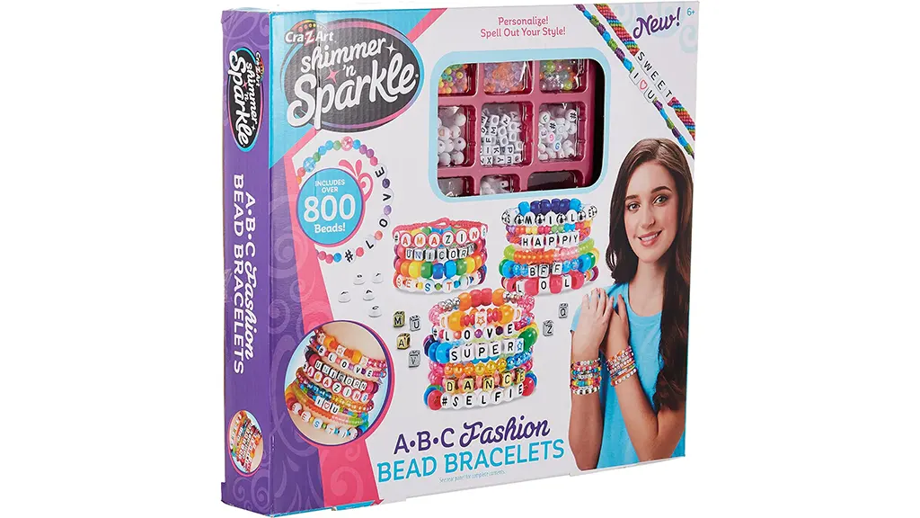 Изрази себе си с гривните с модни перли Shimmer ‘n Sparkle ABC.