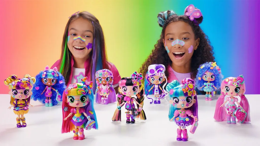Cepia Decora Girlz внасят цвят в играта