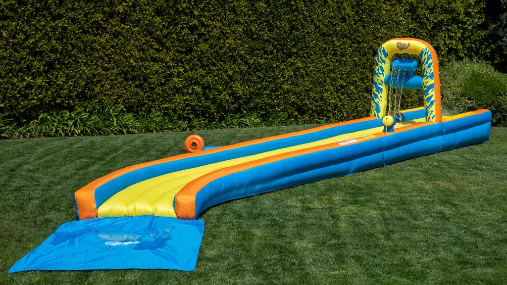 Новият Slip ‘N Slide Air на Wham-O е истинска класика за лятото