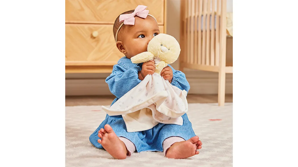 Играчка: GUND, едно обичливо, устойчиво меко плюшено
