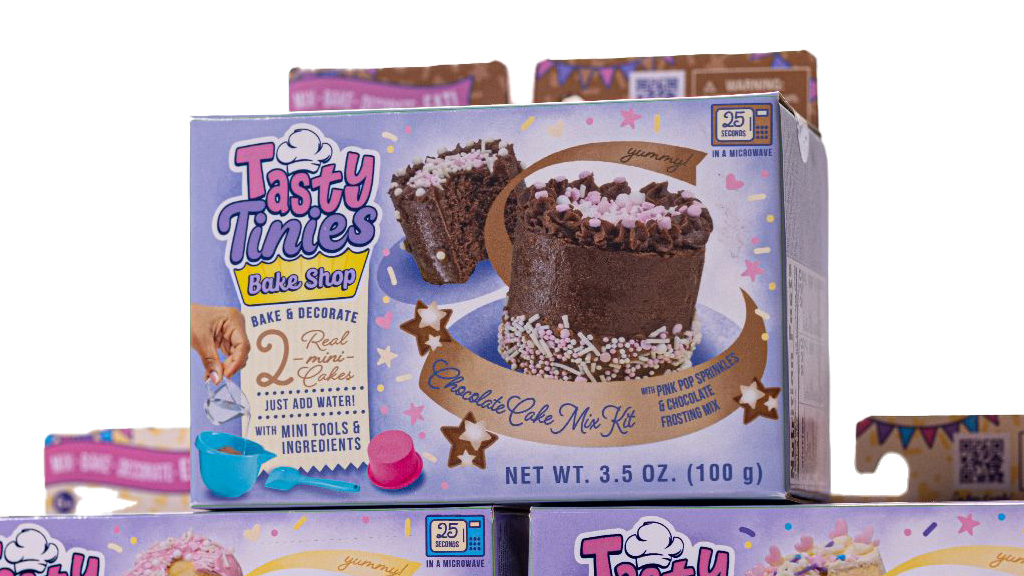 Новата серия мини сладкиши Tasty Tinies от Goliath носи огромно забавление