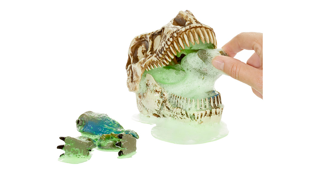 Децата могат да се намокрят с новата играчка GrossMos! Dino от MGA Entertainment