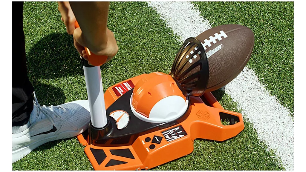 Играчка Презентация: NSI International Super All-Pro Passer Robotic Quarterback