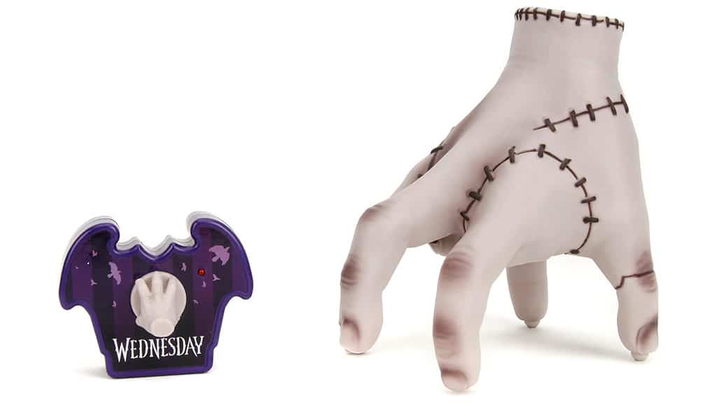 Играчка преглед: Jada Toys Wednesday Izé RC