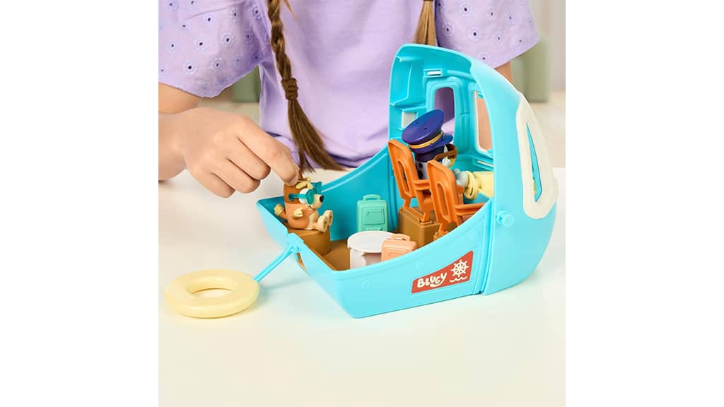 Moose Toys Bluey 3 в 1 трансформиращ се самолетен комплект за игра