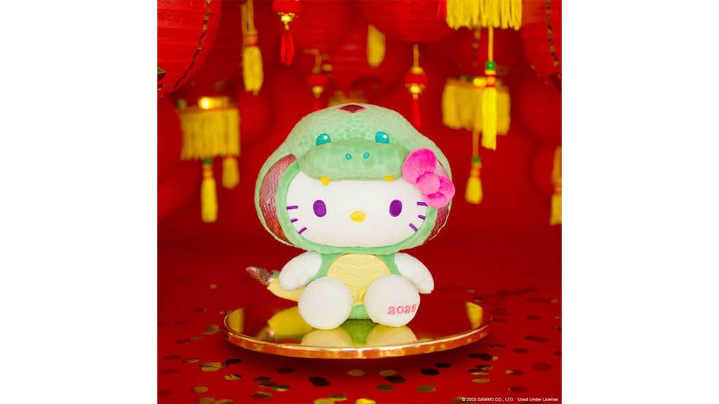 Празнувай годината на Змията с лимитирана серия плюшена играчка Hello Kitty!