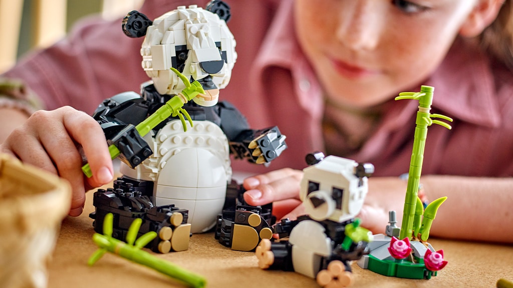 LEGO Creator 3 в 1 Диви животни: Семейство панда