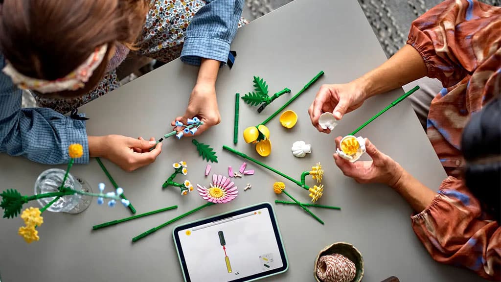 Ето я пролетта с нови, детски LEGO ботанически комплекти
