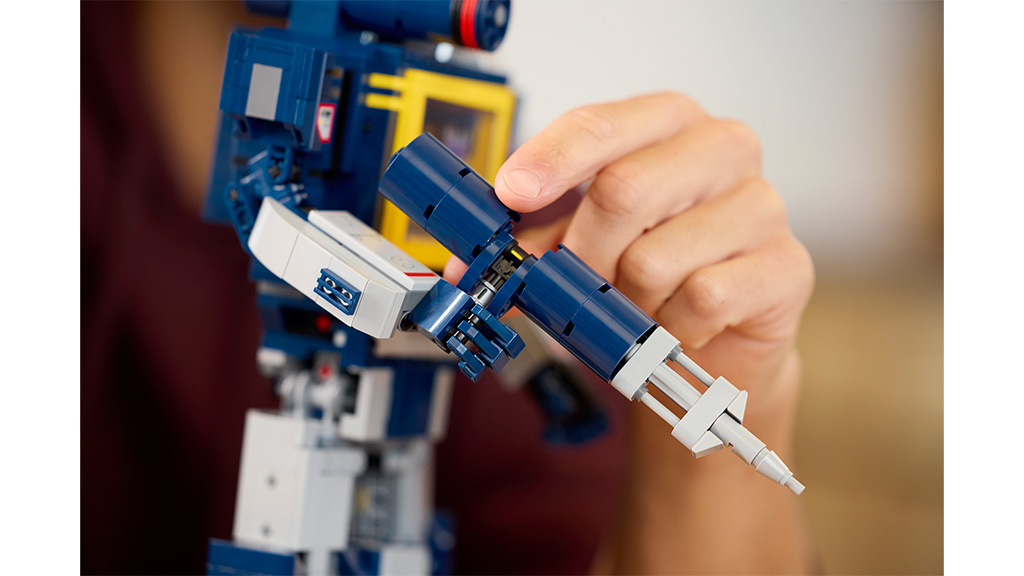 Този LEGO Transformers Soundwave робот е един от най-яките комплекти за строене