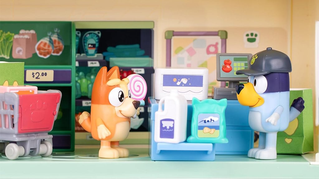 Сложи Bluey в количката си за пазаруване с този комплект за игра в супермаркет!