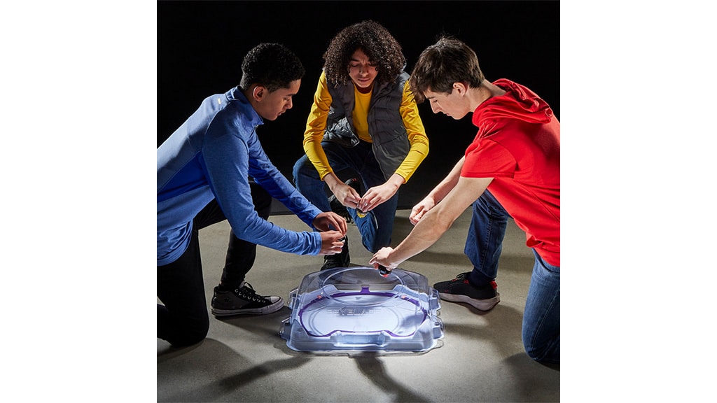 Присъедини се към бойните арени с новите игри Beyblade X на Hasbro