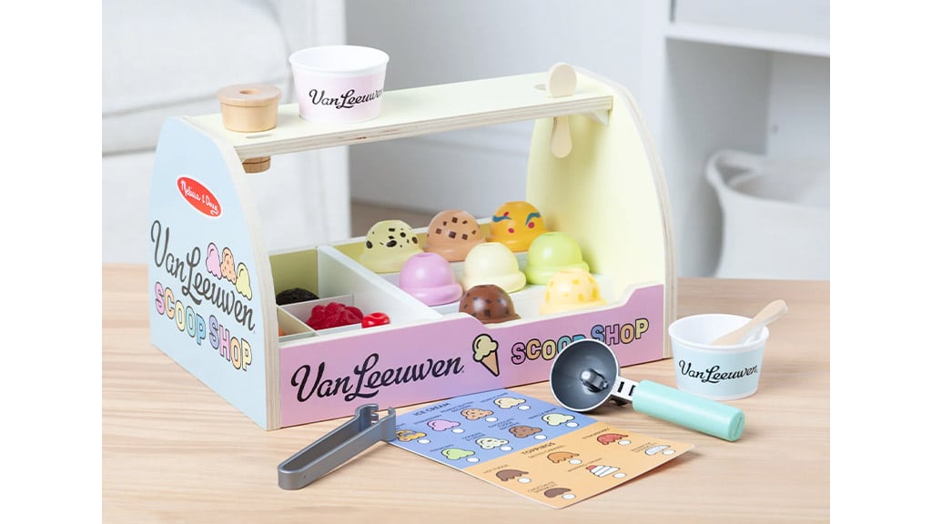 Супер лятно забавление с играчките на Melissa & Doug Van Leeuwen