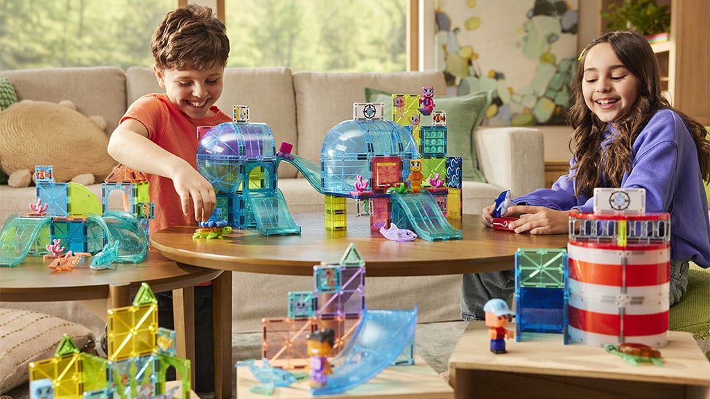 MAGNA-TILES прави голямо впечатление с колекцията си на океанска тематика.