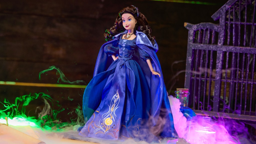 Добре е да бъдеш малко лош сред новите игри и дрехи на Disney с лоши герои