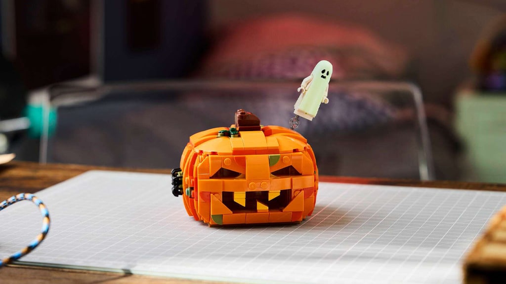 Хелоуинът започва с новите, ужасяващи строителни комплекти на LEGO Group