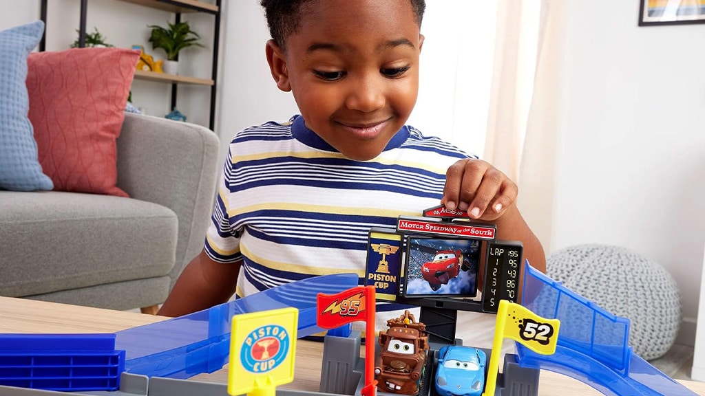 Disney Cars - Lightning McQueen играчки