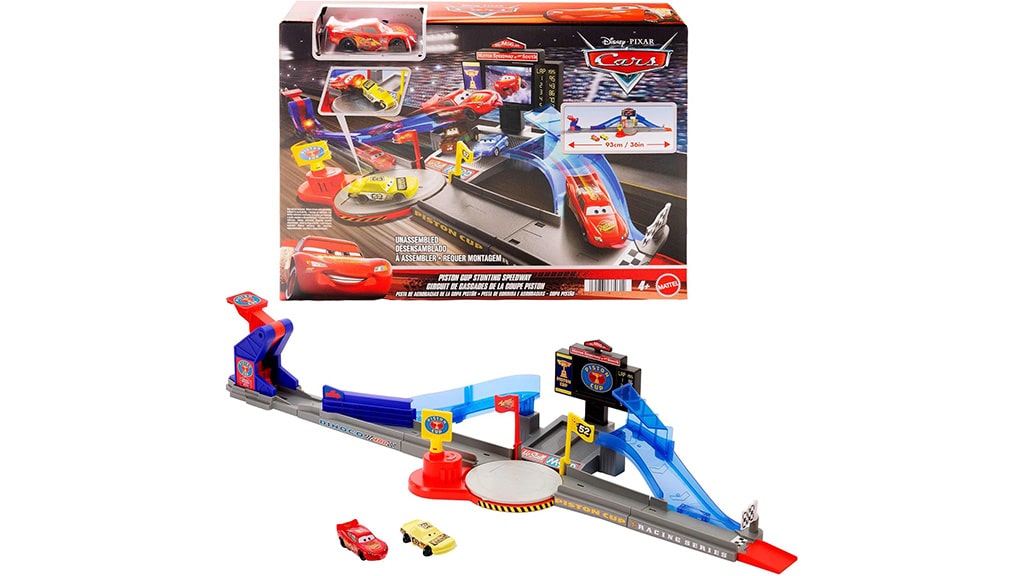 Disney Cars - Lightning McQueen играчки