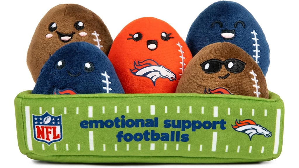 Вижте новите емоционални подкрепящи плюшени играчки на Relatable NFL!