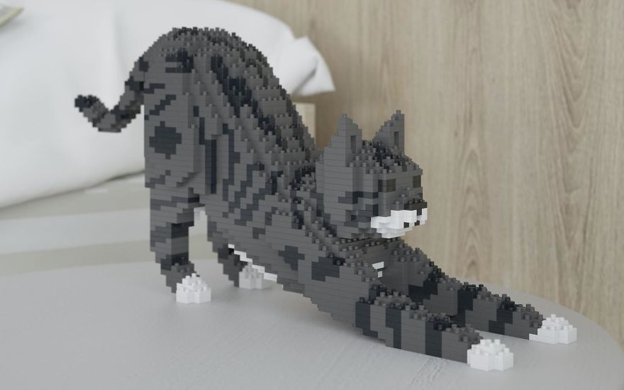 Нова домашна любимка лудост: LEGO котки във всякакво количество.