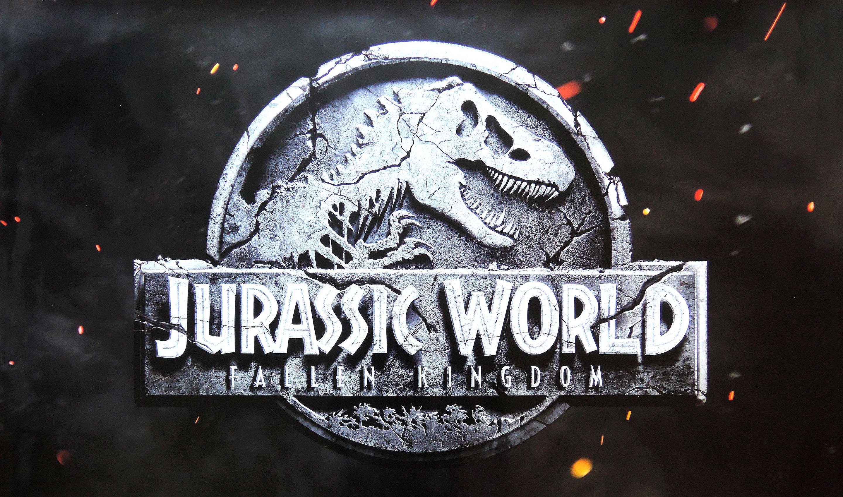 Лятото идва в кината Jurassic World 2: Fallen Kingdom!