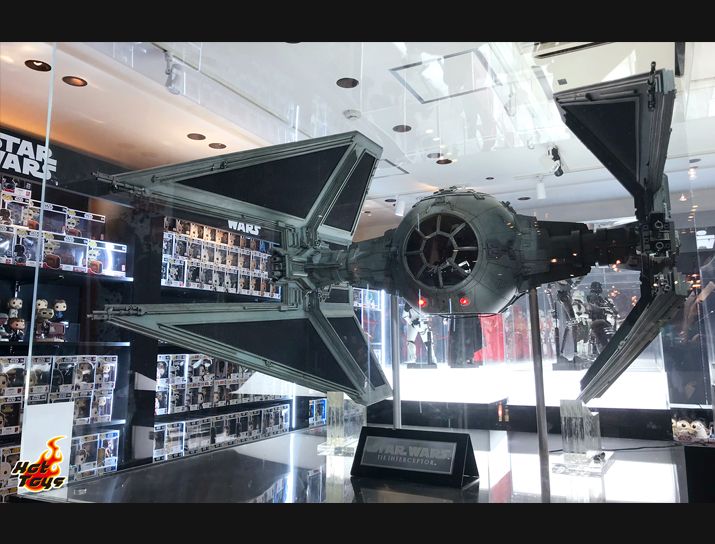 Star Wars: Официален магазин Hot Toys за Последните джедаи отвори врати в Токио!