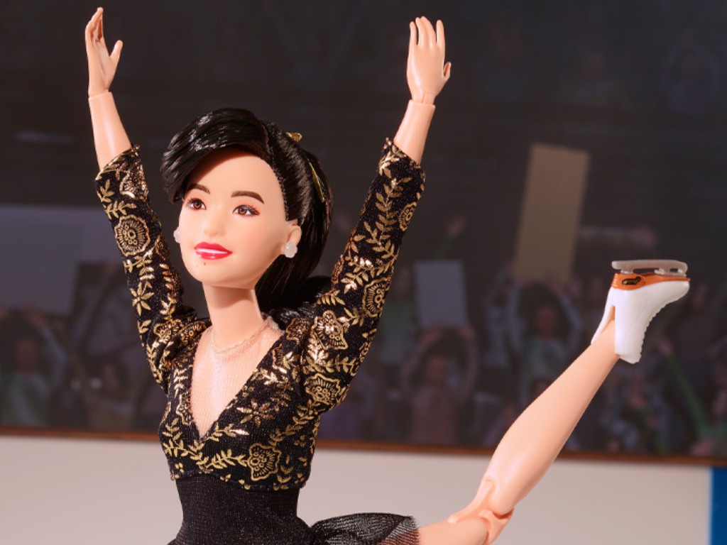 Новата кукла Barbie на Кристи Ямагучи вдъхновява младите момичета да следват мечтите си
