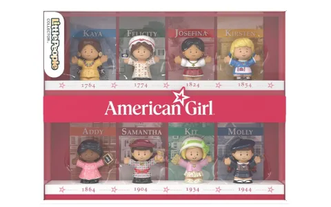 American Girl празнува 40-ия си рожден ден с комплекти играчки Fisher-Price и Polly Pocket.