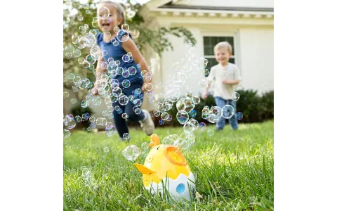 Нови фукачки за сапунени мехурчета Sunny Days, включително дизайни на Hello Kitty и Hot Wheels