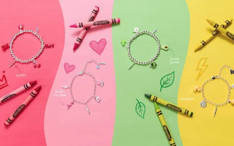 Покажи истинските си цветове с гривните Alex and Ani Crayola!