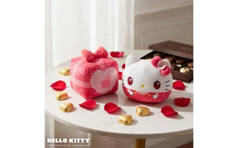 TeeTurtle Sanrio сладост за Свети Валентин