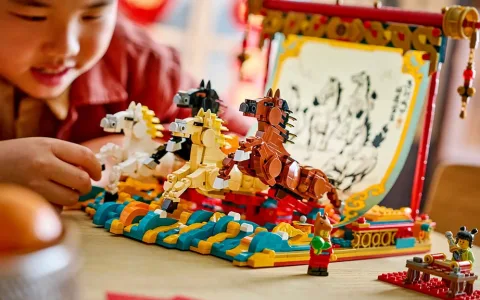Пожелайте на лунната нова година с нови LEGO комплекти за строене!