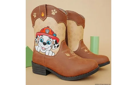 Новите ботуши на Paw Patrol и Bluey от Ground Up са само на една лапичка разстояние.