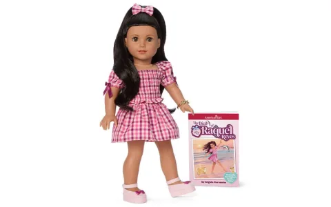 American Girl представя Ракил Рейес, куклата за 2026 година.
