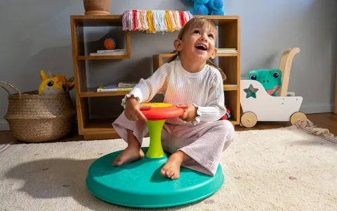 Playskool се завръща, за да насърчи ранното развитие на малките деца.