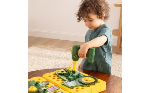 TOMY John Deere Build-A-Buddy занимателна маса