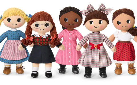 Пристигна първата колекция плюшени играчки на American Girl.