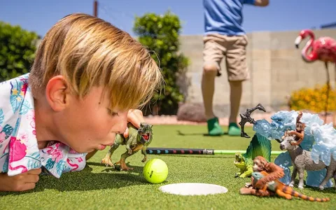 Децата могат да се присъединят към Дино отбора в играта Schleich Dinosaurs: Mission Dino Camp