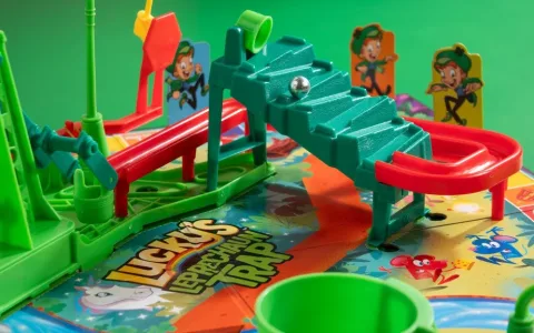 Хвани любимия си гоблин от зърнените храни в капана на Lucky