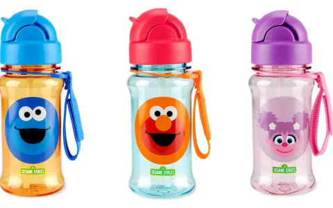 Яж, пий и се забавлявай с колекцията на Skip Hop Sesame Street