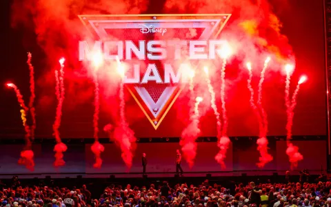 От Vaiana до Monster Jam: Скалата е готова за действие!