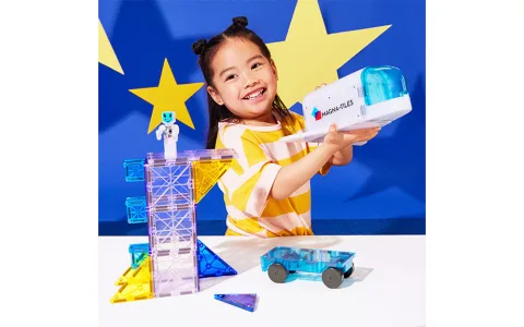 Игрална демонстрация: Magna-Tiles Space комплект от 32 части