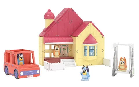 Игрална демонстрация: Moose Toys Tile Town Bluey Heeler семейство комплект за дома