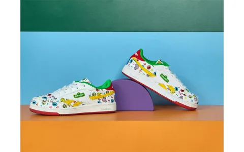 Модата развлекателна с колекцията на Reebok и Sesame Street!